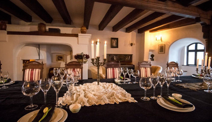 strange wedding destination,wedding destination around the world,under the sea,draculas castle,dolphin reef,mount everest,space