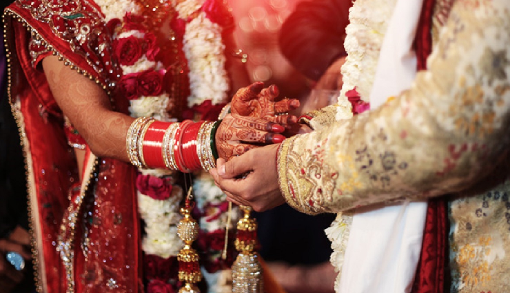 wedding dream meanings,dream interpretation,common dream scenarios,marriage symbolism,dream analysis,symbolic wedding dreams,dream symbols and meanings,unraveling dream imagery,subconscious messages,interpret your dreams