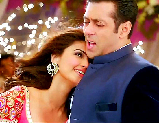 Wedding Sangeet Coming Closer, Here is Best Guide To Choose Color of Your Dress