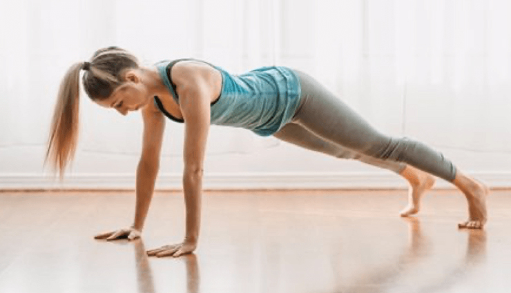 yoga asanas for weight loss,oga asanas for weight loss with back pain,Health tips,fitness tips,naukasana,marjariasana,santolanasana,vasishtasana,bhujangasana