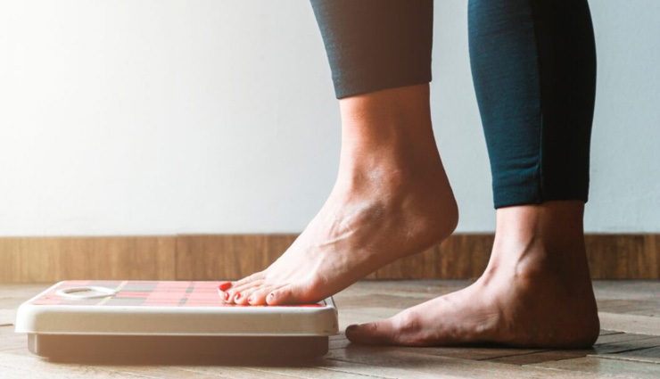 stomach cancer,gastric cancer,cancer warning signs,early symptoms of stomach cancer,digestive tract cancer,abdominal pain,loss of appetite,unexplained weight loss,persistent heartburn,bloating,constipation,difficulty swallowing,early fullness,cancer risk factors,prevent stomach cancer.