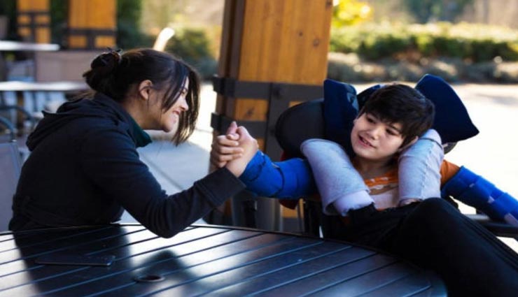 weird news,weird disease,boy eat himself,lesch nyhan syndrom,washington