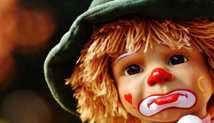 weird news,weird moment,weird doll,ventriloquist doll,haunted doll,second world war