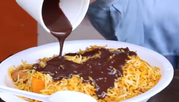10 Most Weird Food Combinations That People Eat Around The World