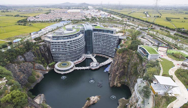 weird news,weird hotel,underground luxury hotel,china