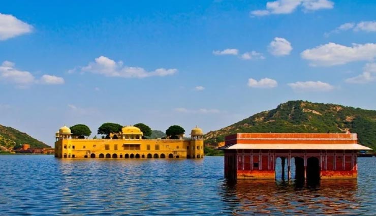 weird news,weird palace,jal mahal palace,palace in water,jaipur,rajasthan