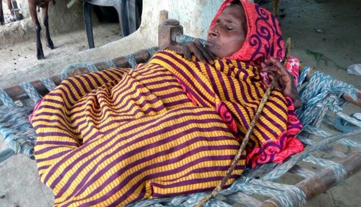 बढ़ने की जगह घटती जा रही है इस महिला की लम्बाई, हुई एक हादसे का शिकार