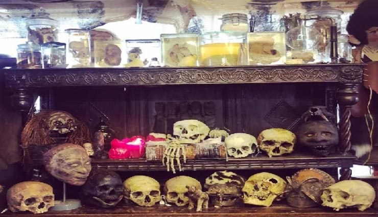 weird news,weird shop,weird pickle,london essex shop,human body part pickle