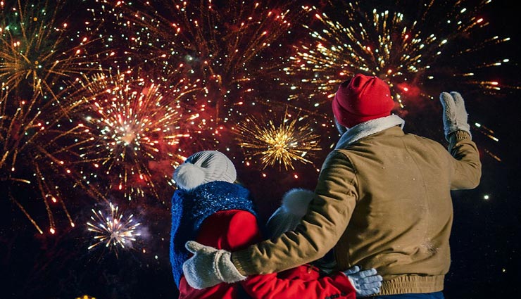 आने वाला हैं नया साल, विश्वभर में अनोखे तरीकों से होता हैं नववर्ष का आगमन