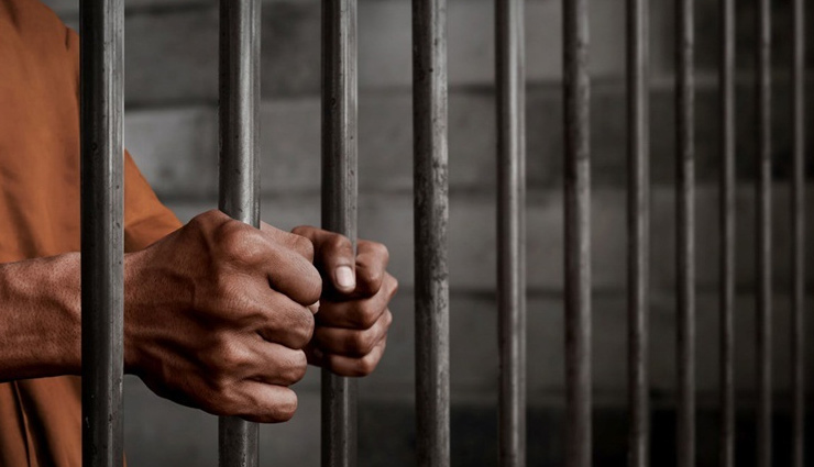 BJP activist among four held for carrying unaccounted cash of Rs 24.12 lakh in West Bengal