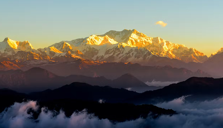 west bengal tourist attractions,places to visit in west bengal,top tourist destinations in west bengal,darjeeling tourism,kolkata tourism,kalimpong tourism,sandakphu trek,kurseong tourism,lava tourism,west bengal sightseeing,historical places in west bengal,west bengal hill stations,west bengal beaches,tourist places near kolkata,religious places in west bengal,west bengal wildlife sanctuaries,best time to visit west bengal,things to do in west bengal