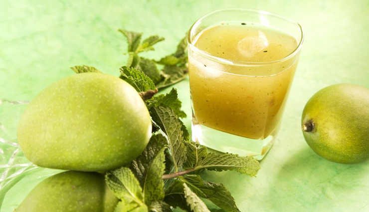 food of west bengal,west bengal,aloo potol posto,ilishmacherjhol,sandesh,mutton biryani,aamporashorbot