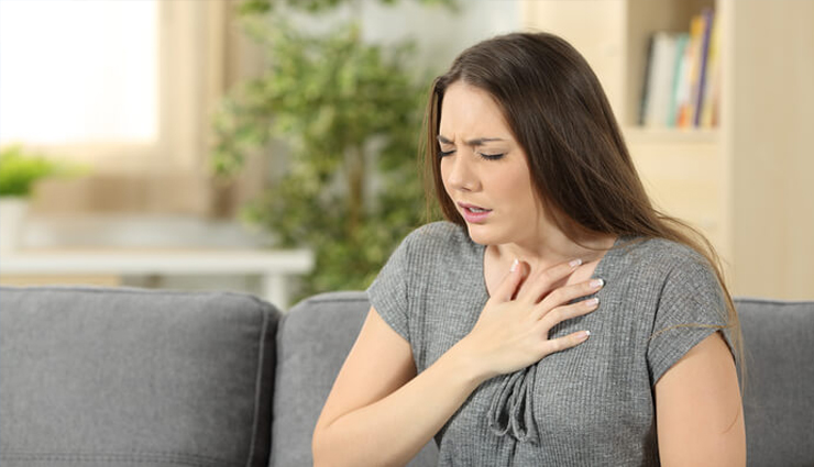 asthma,signs for asthma,symptoms of asthma,asthma patients,frequent cough problem,whistling sound while breathing,breathlessness,fatigue and reduced exercise tolerance,itchy chin,mood changes,difficulty sleeping,wheezing,awful colds,Health,Health tips