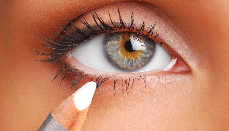 5 Ways To Use White Eyeliner