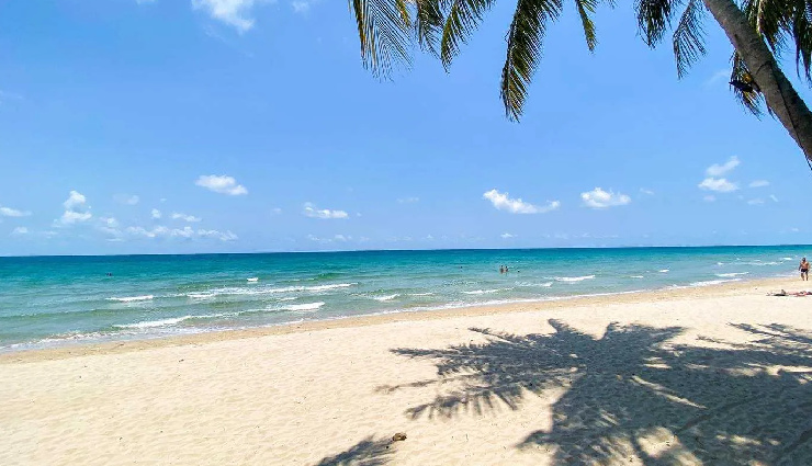 thailand beaches,beautiful beaches in thailand,top beaches in thailand,tropical paradise,andaman sea,gulf of thailand,beach destinations,railay beach,patong beach,nai harn beach,thong nai pan noi,white sand beach,laem tong beach,pattaya beach,haad rin,maya beach,kata beach,water activities,beach parties,travel to thailand