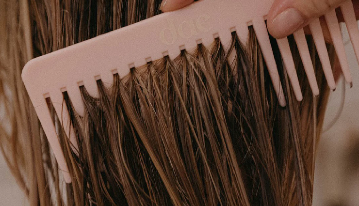 tangled hair prevention,winter hair care tips,preventing hair knots in cold weather,cold weather hair care,winter hair detangling,hair care for winter,anti-tangle hair tips,cold season hair maintenance,winter hair care routines,avoiding knots in winter