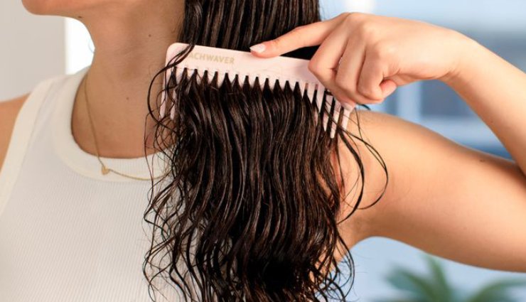12 winter care tips for curly hair,maintain wavy hair in winter,curly hair care winter tips,winter hair care for curls,how to manage curly hair in winter,winter hair tips for wavy hair,best tips for curly hair in winter,protect curly hair in winter,winter hair care routine for curls,moisturizing tips for curly hair,winter hair problems and solutions,curly hair winter regimen