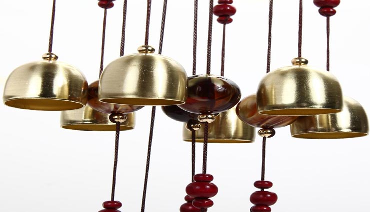 vastu tips in hindi,windchime,auspicious windchime,happiness in the house