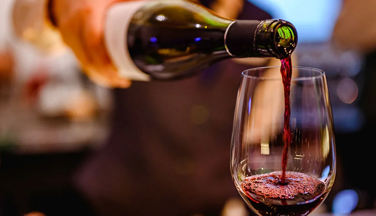 diy bathing routine essentials,honey for bath,wine bath benefits,oatmeal bath soothing,milk bath hydration,green tea bath antioxidants,coconut oil bath softening,olive oil bath hair care,lemon juice bath skin tightening,luxurious bath routine,relaxing bath ingredients