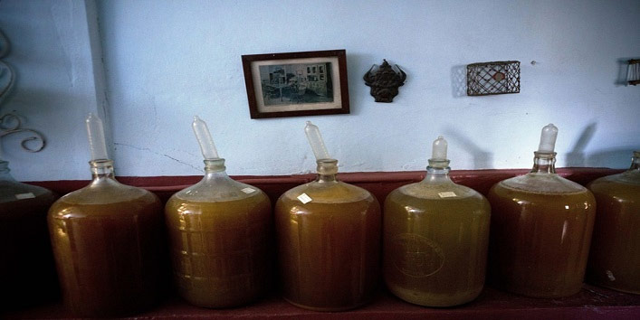 wine,weird story,condoms,cuba,bizarre story