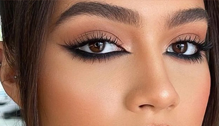 khushi kapoor eye makeup tips,how to do khushi kapoor eye makeup,simple eye makeup tutorial,neutral eye makeup ideas,smokey eyes like khushi kapoor,winged liner tutorial,glittery eye makeup look