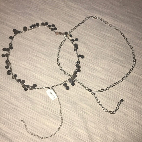 winter accessories,accessories for women,fashion tips,winter fashion trends