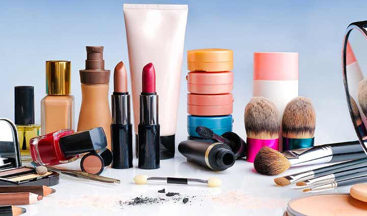 beauty products that you must carry for vacation during winters,beauty tips,beauty hacks