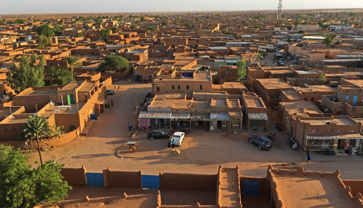 countries without railroads,libya,chad,niger,somalia,yemen,papua new guinea