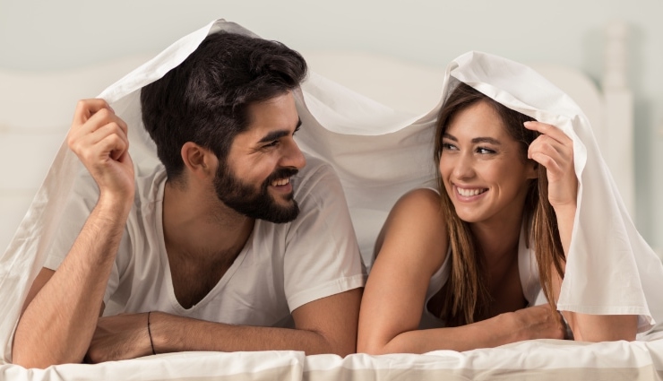 black cat girlfriend,dating a black cat girlfriend,mysterious girlfriend traits,independent girlfriend,relationship with a mysterious partner,subtle affection in relationships,how to date a black cat girlfriend,self-reliant girlfriend,love and mystery in relationships,deep connections in relationships,navigating a black cat girlfriend