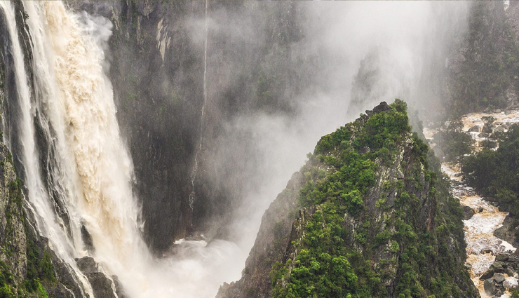 waterfalls in australia,natural waterfalls australia,australian waterfall destinations,closer to nature waterfalls,scenic waterfall spots in australia,immersive nature experiences,best australian waterfall hikes,breathtaking nature getaways,australia stunning waterfall landscapes,unspoiled nature attractions