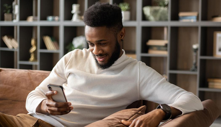 how to keep a woman interested,ways to keep her attracted,maintaining attraction in relationships,keeping a woman engaged,relationship tips for men,how to make her love you more,ways to keep the spark alive,romantic gestures for her,making her feel special,emotional connection in relationships