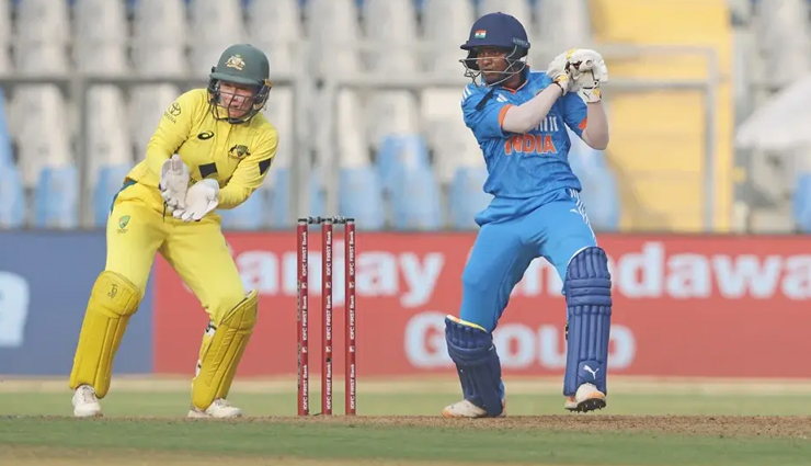 भारत ने आस्ट्रेलिया को दिया 283 रन का लक्ष्य, शतक से चूकीं रोड्रिग्स