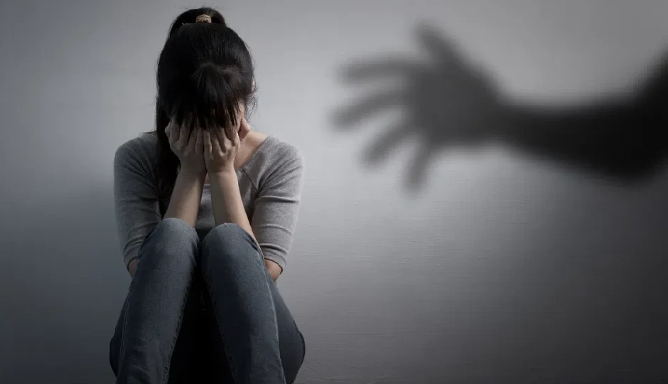 नोएडा: IT कंपनी में  सामने आया महिला कर्मचारी के उत्पीड़न का मामला, दर्दनाक अनुभव सुनकर पुलिस भी दंग; विभागीय प्रमुख सहित 6 पर FIR