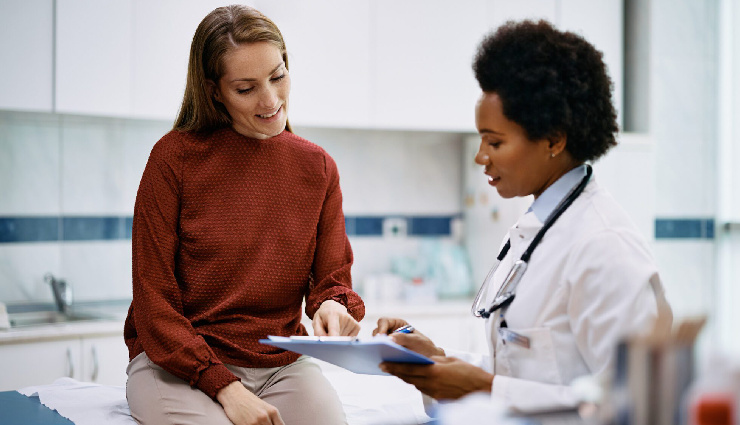 11 Symptoms in Women They Should Not Ignore