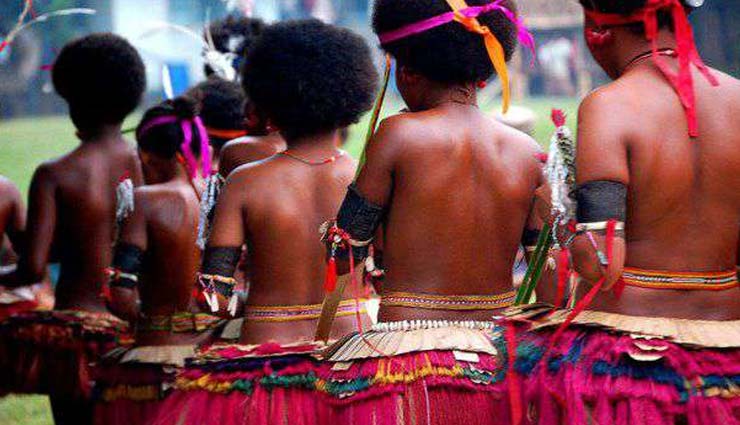 weird story,strange rights to woment