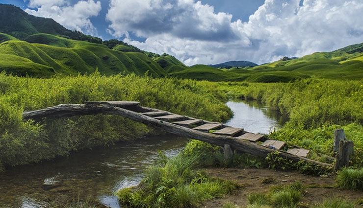 nainital,uttarakhand,pondicherry,tamil nadu,shimla,himachal pradesh,sikkim,dzukou valley,safe places for women traveller in india,safe places in india,india