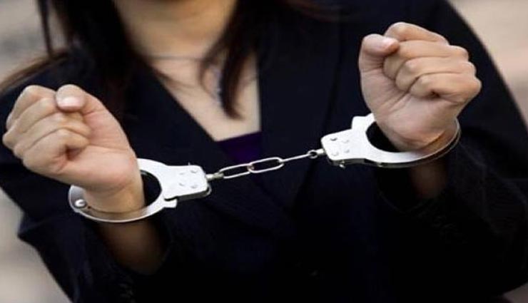 जोधपुर : चलती टैक्सी में व्यापारी की जेब से किए 50 हजार पार, गिरफ्तार महिला चोर