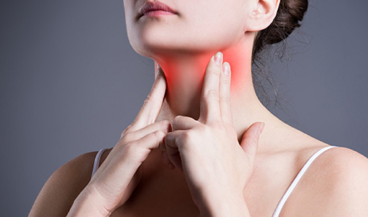 be alert as soon as these symptoms appear in women there can be a risk of thyroid cancer,Health,healthy living