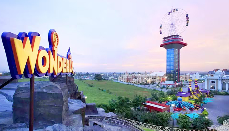 best theme parks in india,top amusement parks in india,must-visit theme parks in india,family-friendly parks in india,thrilling rides in indian theme parks,popular amusement destinations in india,water parks and theme parks in india,adventure parks for all ages,entertainment parks in indian cities,theme park experiences in india