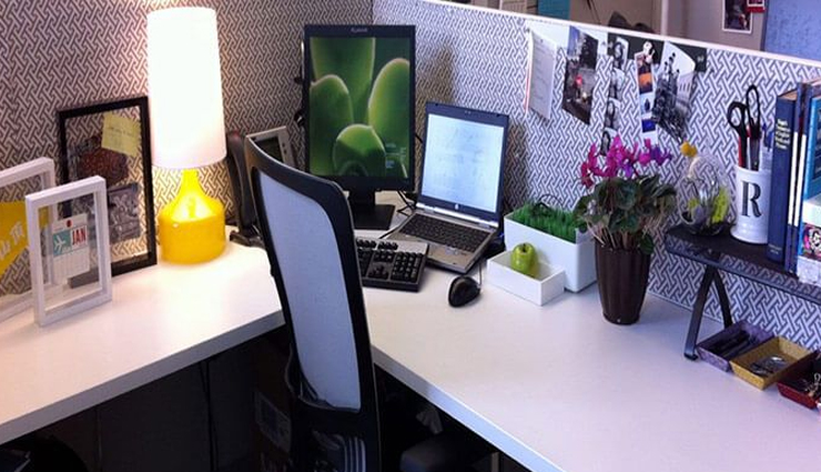 ways to bring positivity at your workplace,positivity at workplace,be positive on your job,mates and me,relationship tips