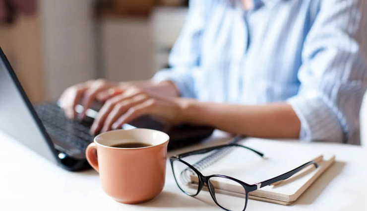 22 minutes exercise benefits,exercise for office workers,quick workout for busy professionals,importance of exercise in office life,mental health benefits of exercise,combating sedentary lifestyle,productivity and exercise,exercise to improve posture,energy boost for office workers,fitness tips for desk job