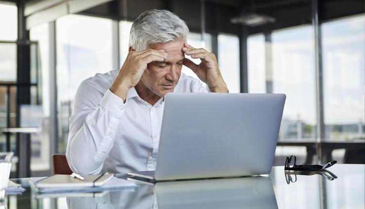 tips to handle millennial burnout,millennial burnout,overcoming millennial burnout,mates and me,relationship tips