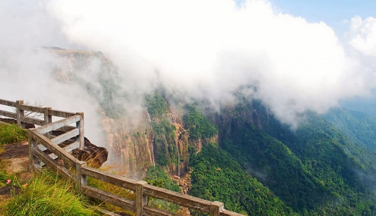 best working destinations in india,working destinations,india,shillong,varkala,darjeeling,bir,dharamshala