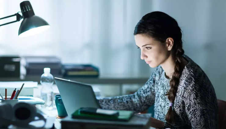 10 Effective Beauty Tips For Women Who Work on Computer