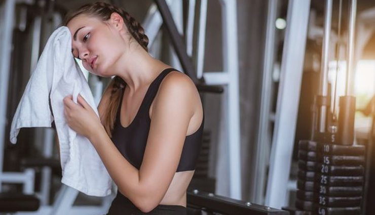 sweating,hair damage from sweating,hair,hair care tips,workout,beauty,beauty tips