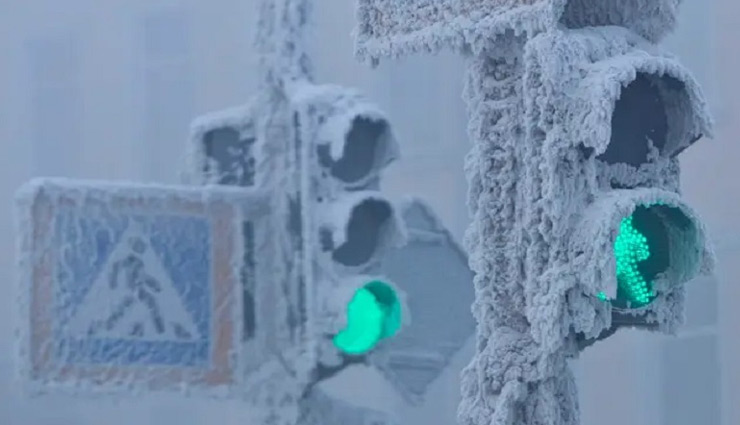 world coldest village,oymyakon,russia,weird news