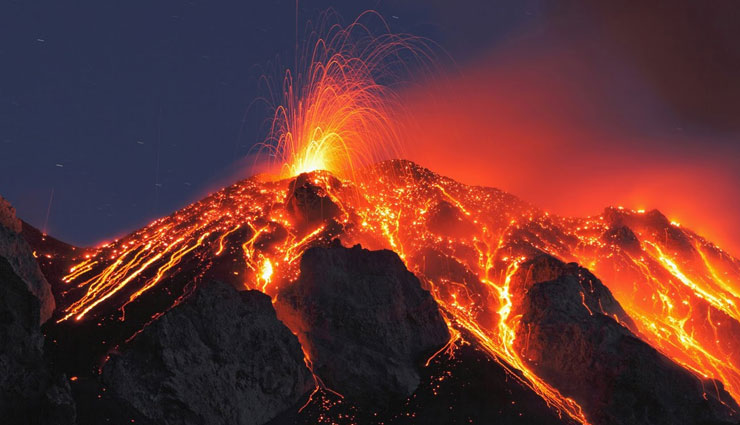 दुनिया के सबसे बड़े ज्वालामुखी, जो अपनी सुन्दरता के लिए जाने जाते