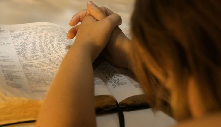 astrology tips,5 benefits of praying to god,why you should worship to god,advantages of praying