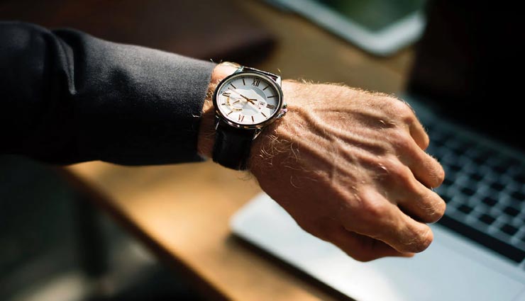 vastu tips,vastu tips in hindi,difficulties in life,never do transactions these things