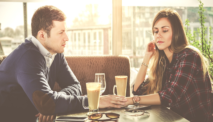 love with the wrong person,reasons for being in love with the wrong person,wrong person relationship,signs of loving the wrong person,Relationship Mistakes,unhealthy love relationship,emotional attachment to the wrong person,red flags in love relationships,breaking free from the wrong person,choosing the right partner